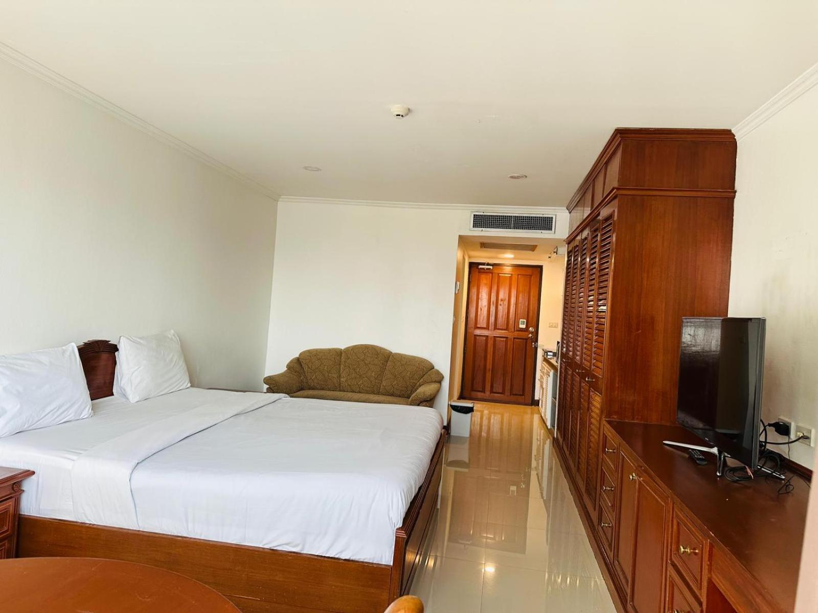 公寓 Rent Omni Tower Nana - Prime Sukhumvit Location 曼谷