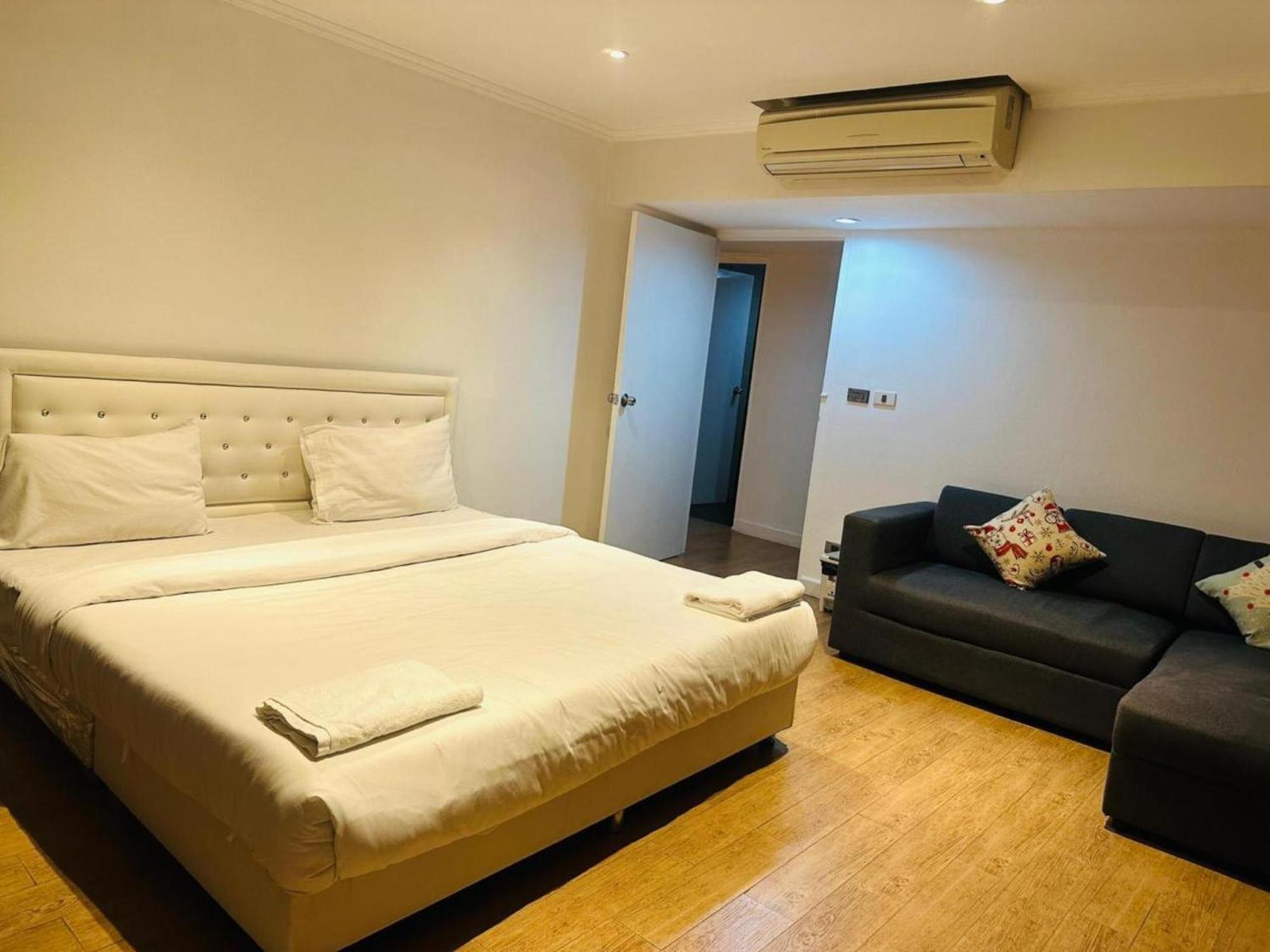 Rent Omni Tower Nana - Prime Sukhumvit Location 公寓 *
