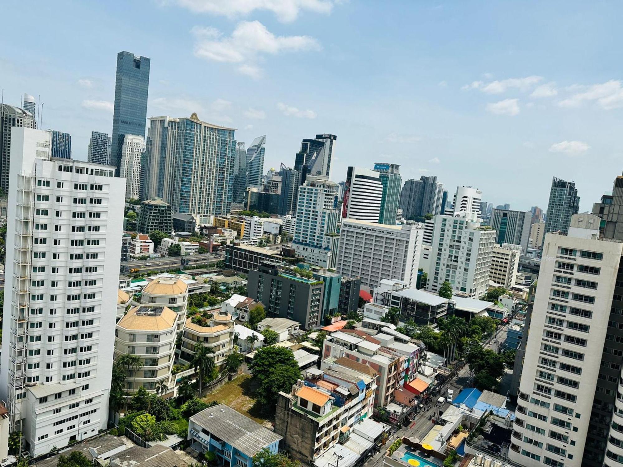 Rent Omni Tower Nana - Prime Sukhumvit Location * 曼谷
