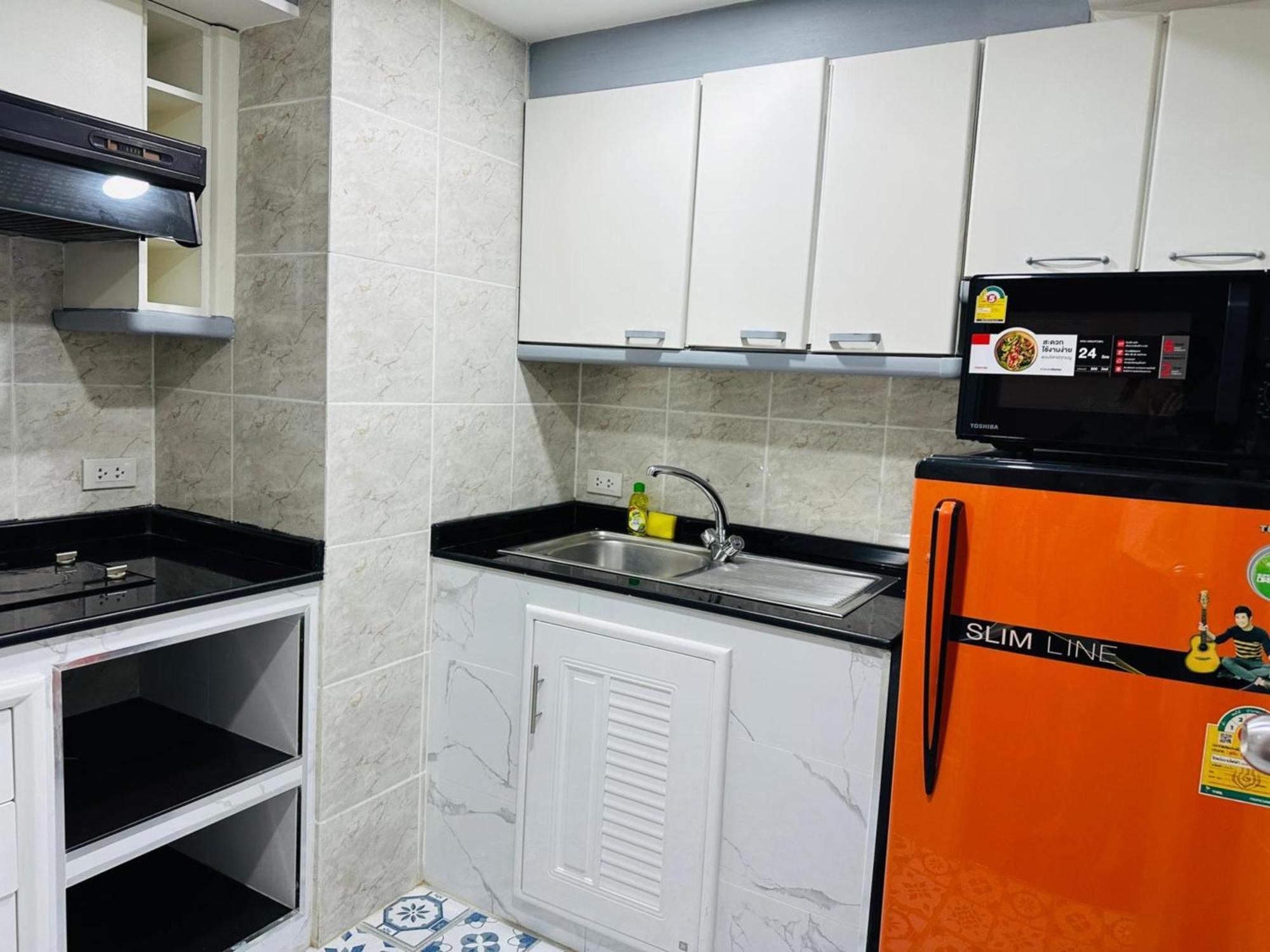 Rent Omni Tower Nana - Prime Sukhumvit Location 公寓 曼谷
