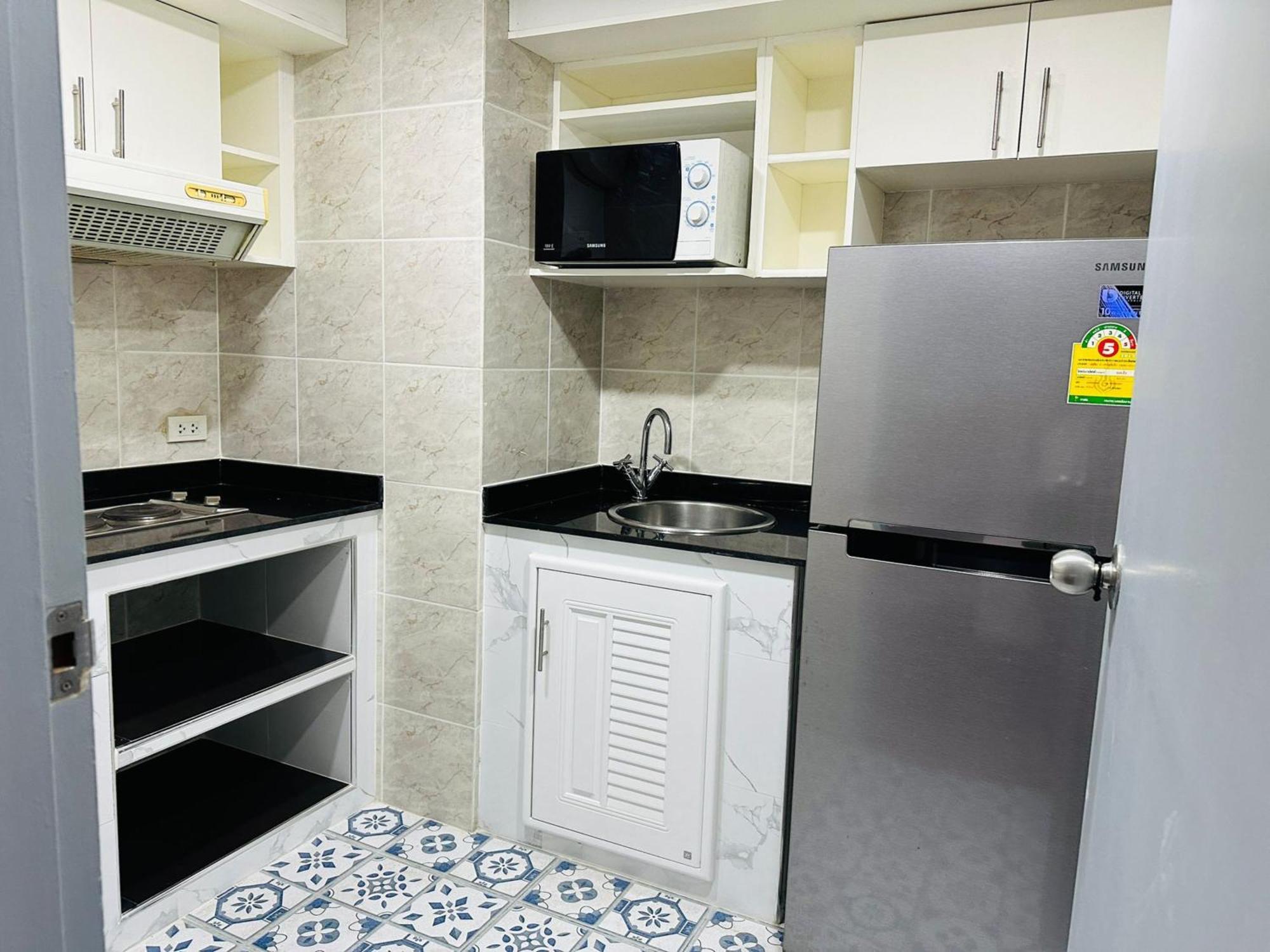 Rent Omni Tower Nana - Prime Sukhumvit Location *
