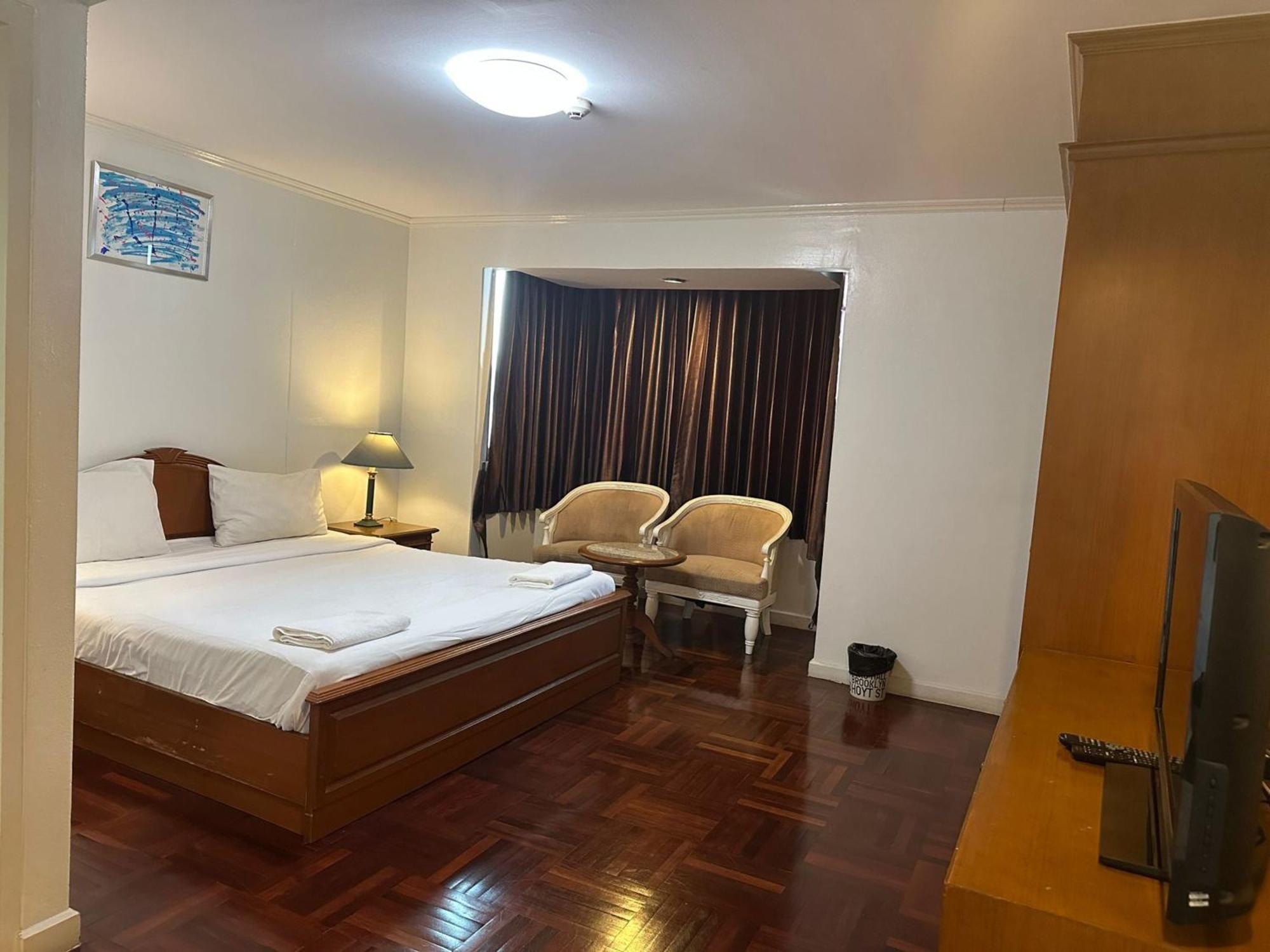Rent Omni Tower Nana - Prime Sukhumvit Location 公寓