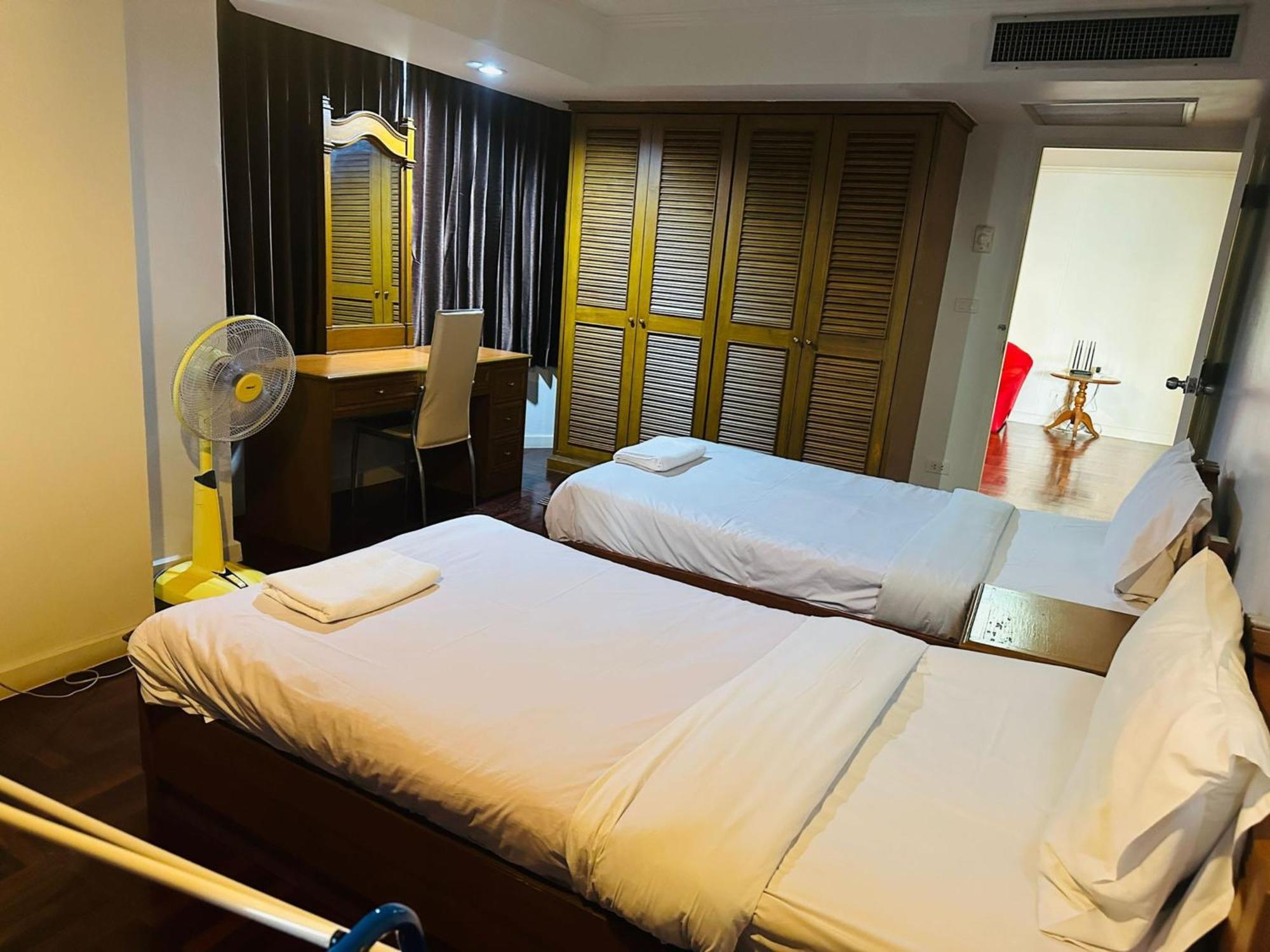 Rent Omni Tower Nana - Prime Sukhumvit Location 曼谷