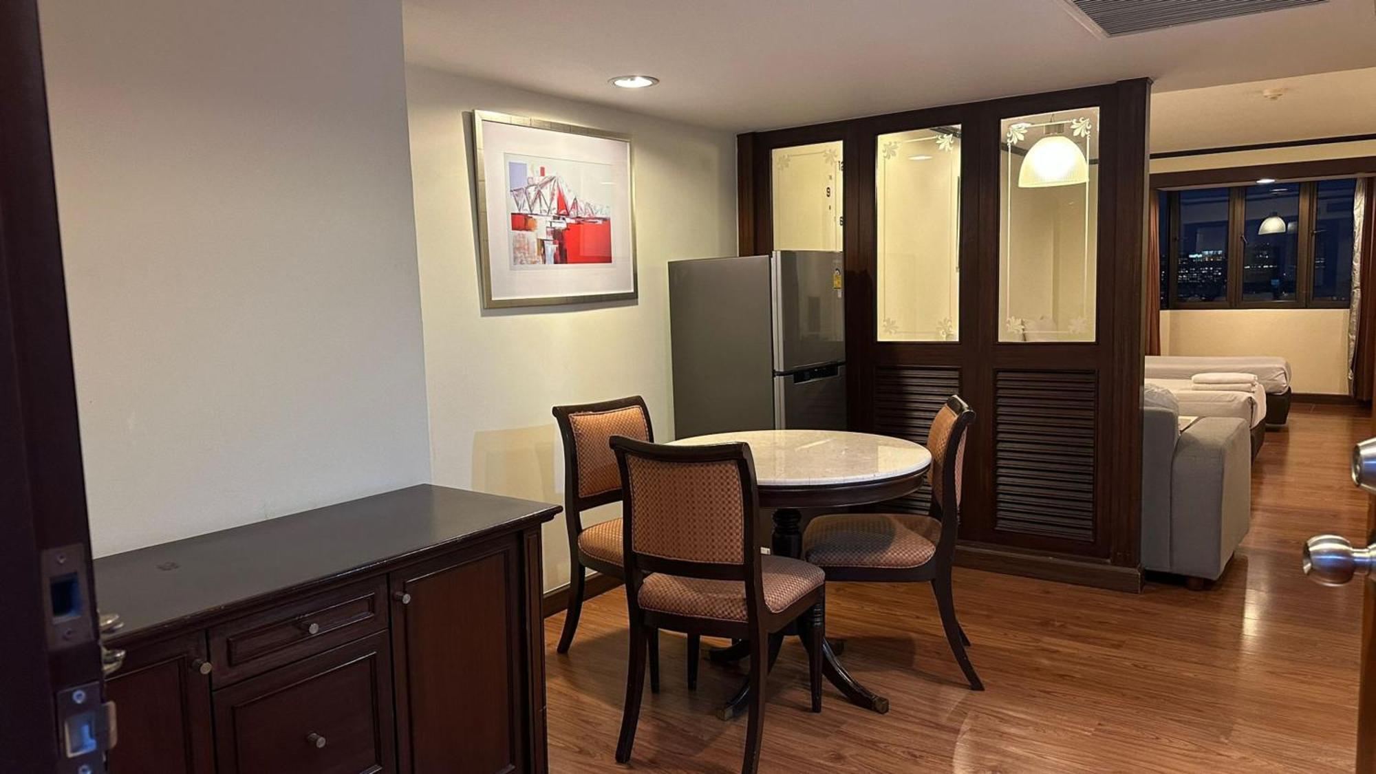 Rent Omni Tower Nana - Prime Sukhumvit Location *