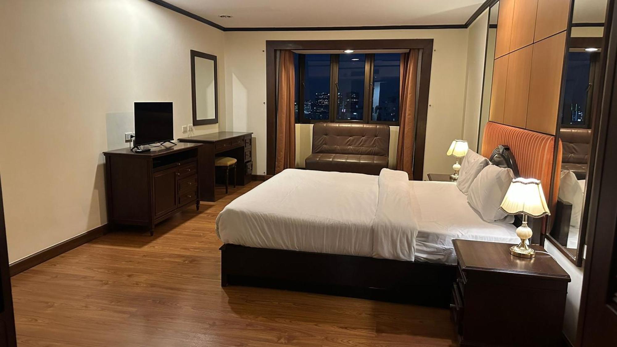 公寓 Rent Omni Tower Nana - Prime Sukhumvit Location
