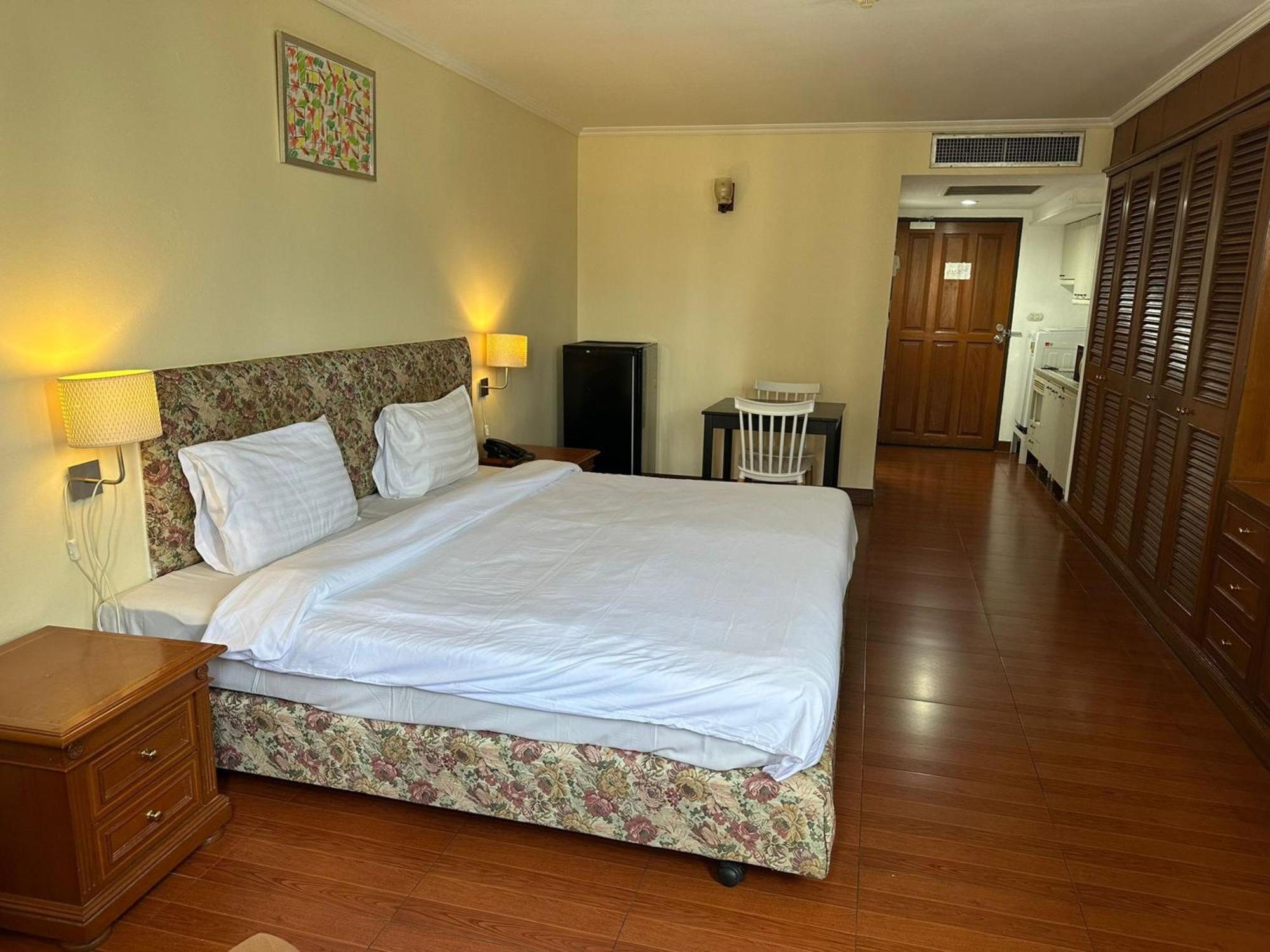 公寓 Rent Omni Tower Nana - Prime Sukhumvit Location
