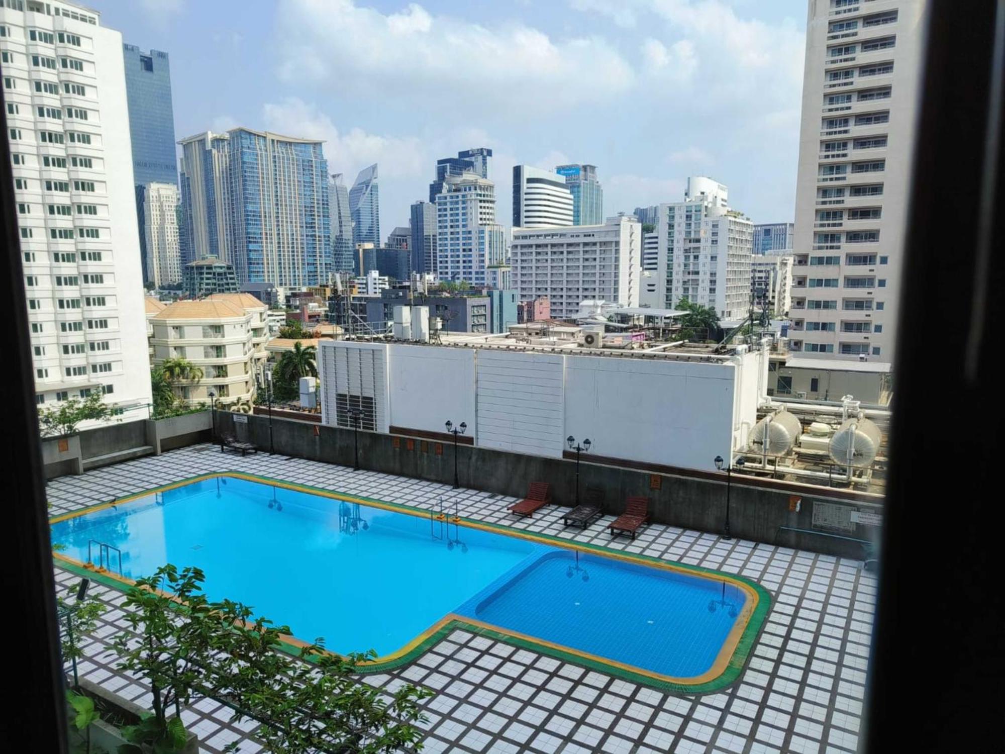 公寓 Rent Omni Tower Nana - Prime Sukhumvit Location 曼谷