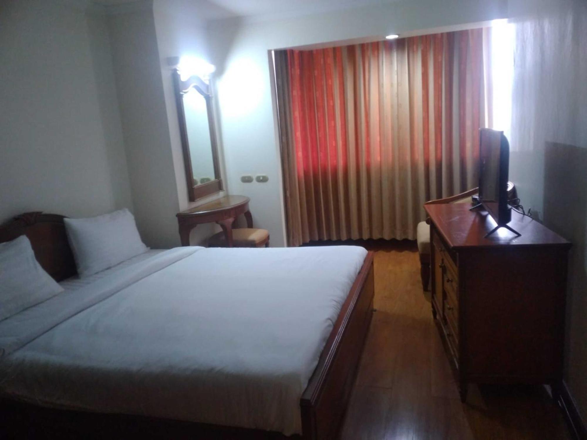 公寓 Rent Omni Tower Nana - Prime Sukhumvit Location