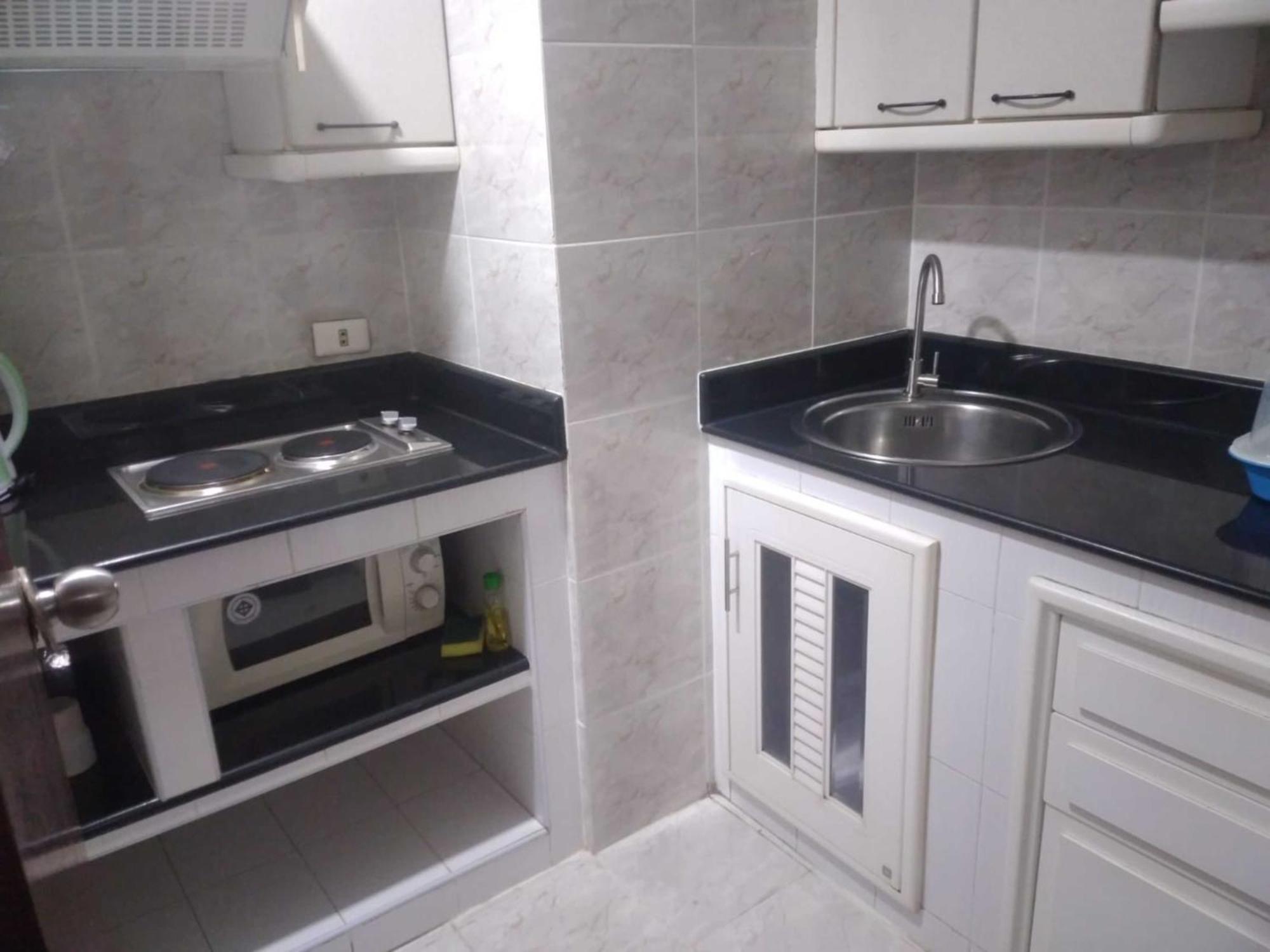 公寓 Rent Omni Tower Nana - Prime Sukhumvit Location 曼谷
