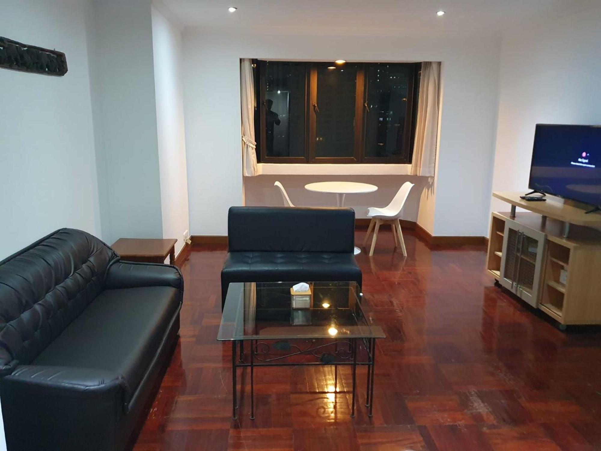 Rent Omni Tower Nana - Prime Sukhumvit Location 公寓 曼谷