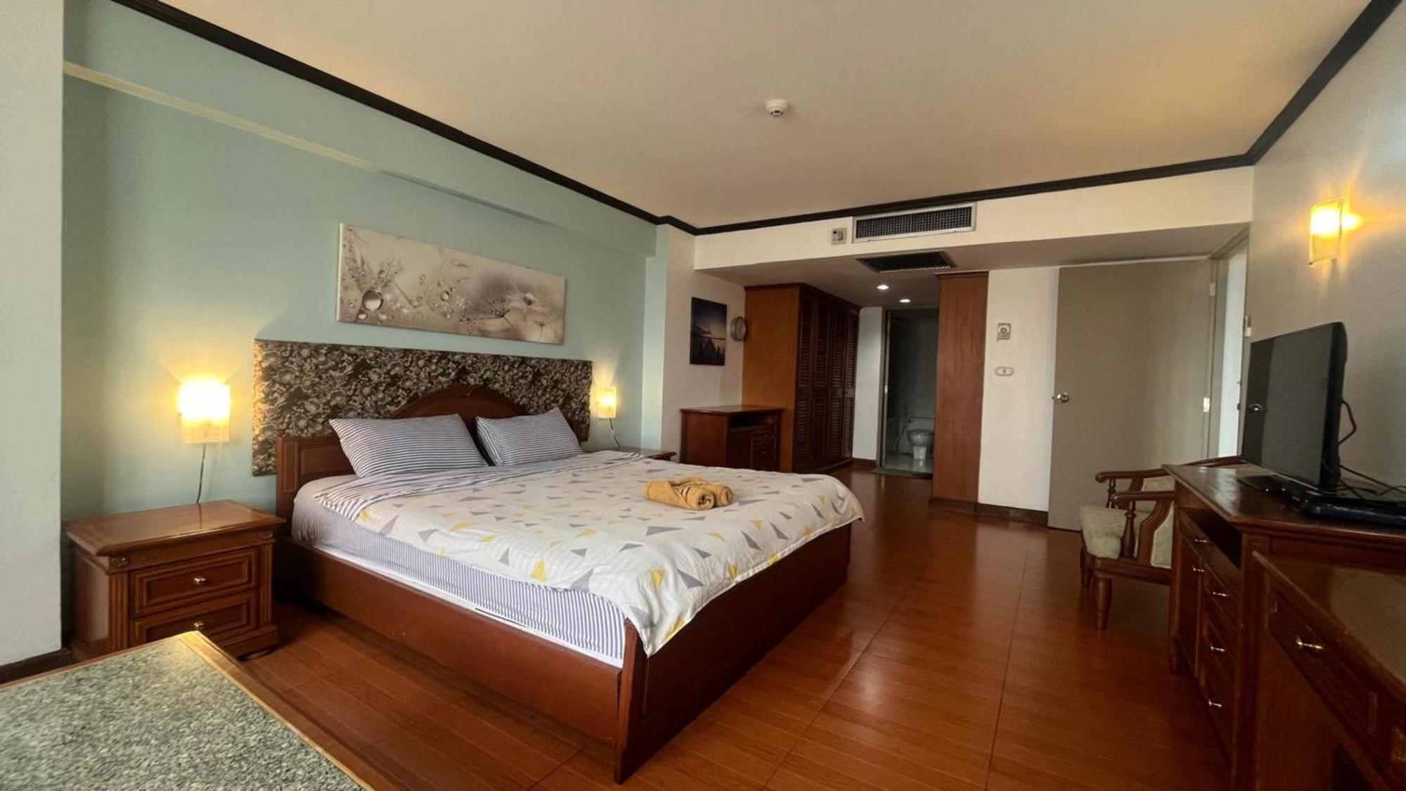 Rent Omni Tower Nana - Prime Sukhumvit Location 公寓 曼谷