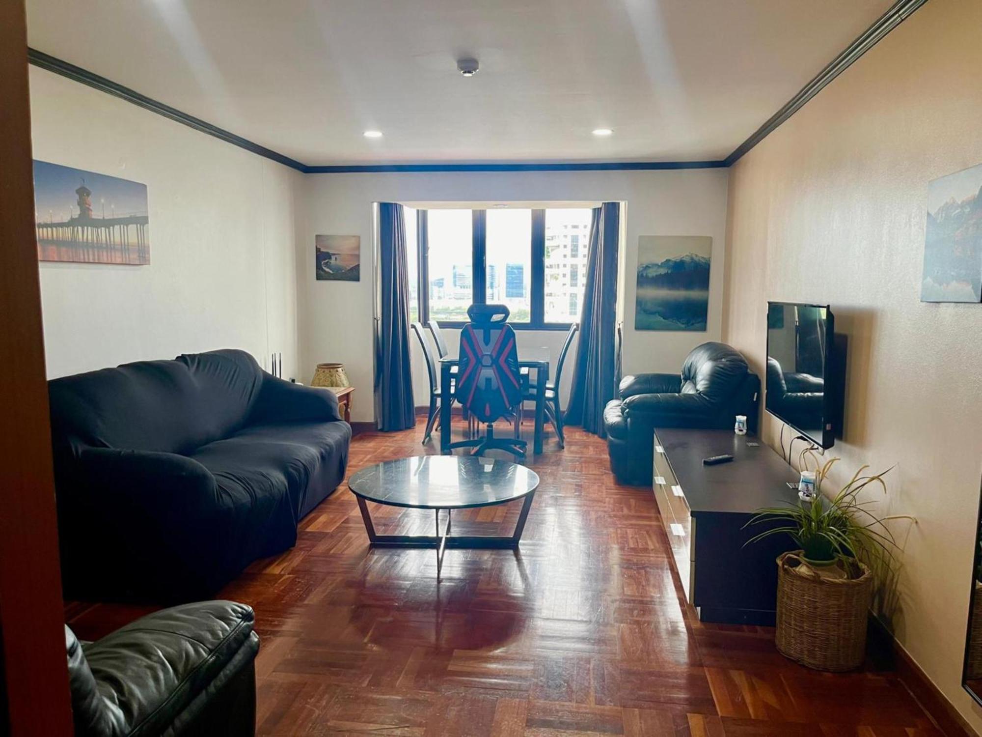 Rent Omni Tower Nana - Prime Sukhumvit Location