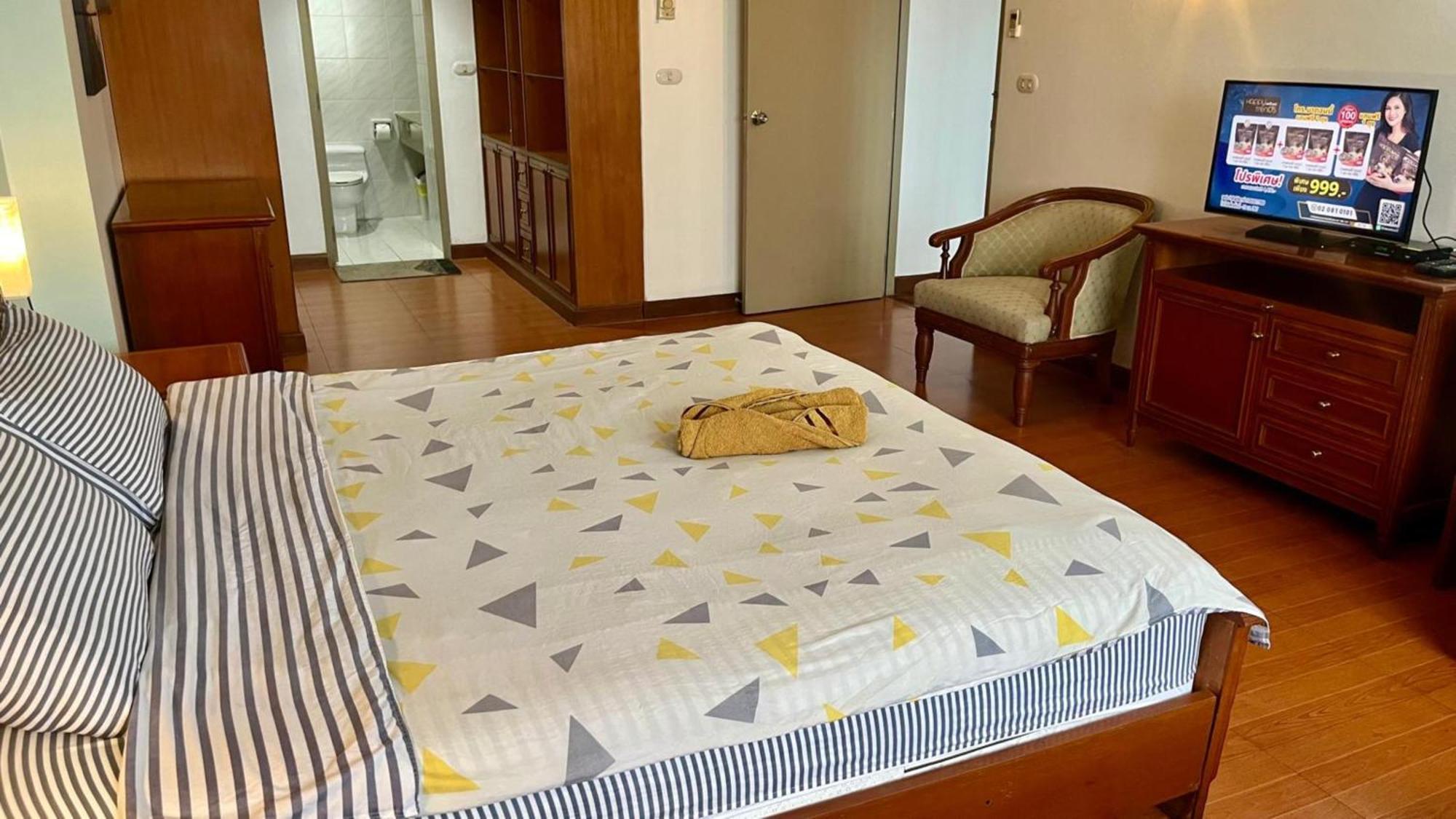 公寓 Rent Omni Tower Nana - Prime Sukhumvit Location *