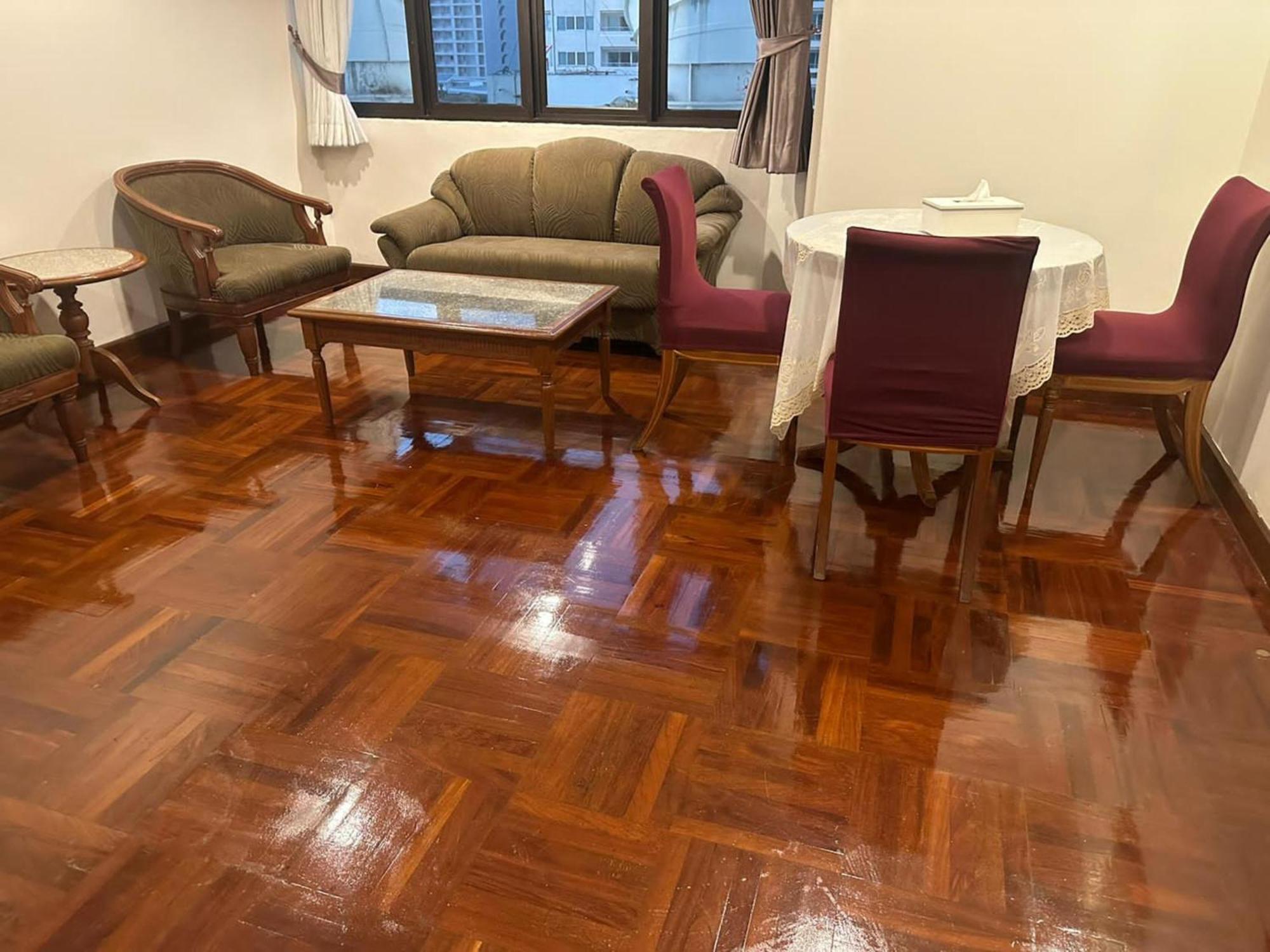 Rent Omni Tower Nana - Prime Sukhumvit Location