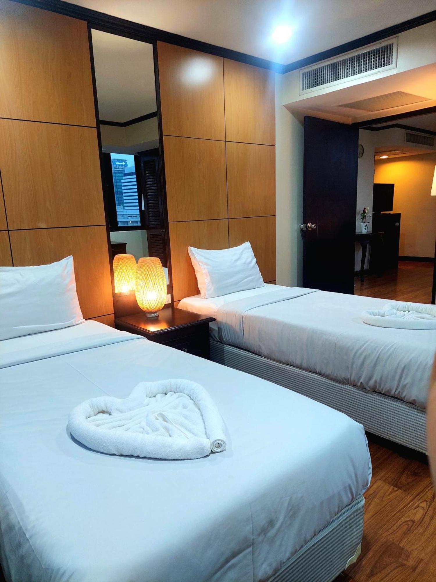 Rent Omni Tower Nana - Prime Sukhumvit Location * 曼谷