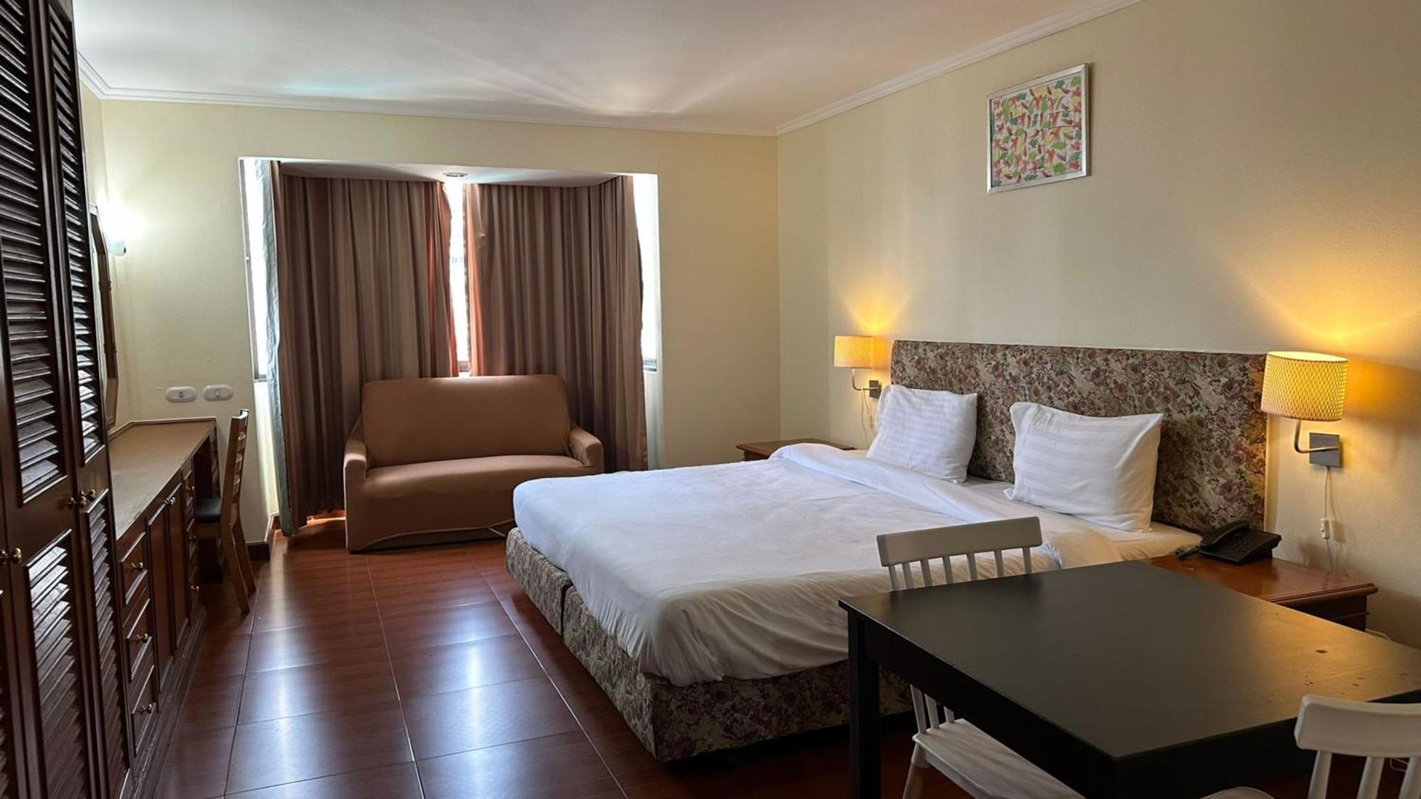 Appartement Direct At Omni Complex, Nana *